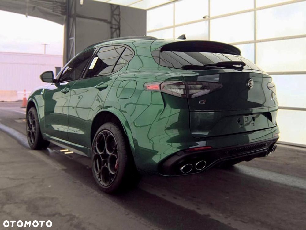 Alfa Romeo Stelvio 2.9 Bi Turbo V6 Quadrifoglio Q4 - 5
