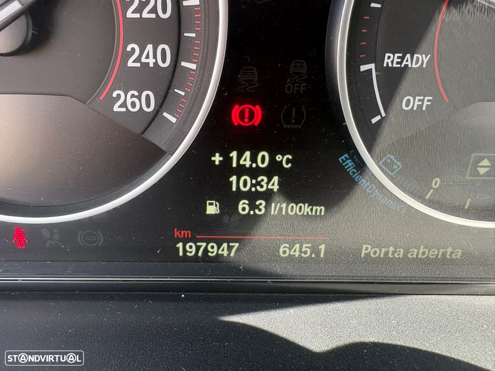 BMW 318 d Line Sport - 9