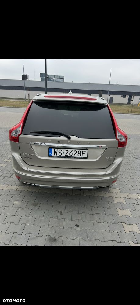 Volvo XC 60 T6 AWD Momentum - 33