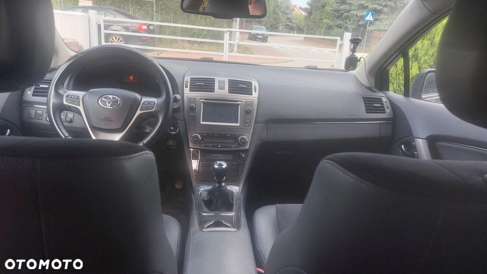 Toyota Avensis 2.0 D-4D Premium - 8