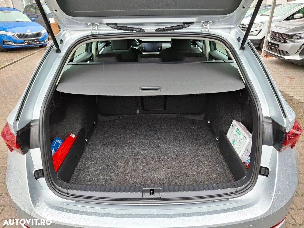 Skoda Octavia Combi 2.0 TDI DSG Ambition - 10