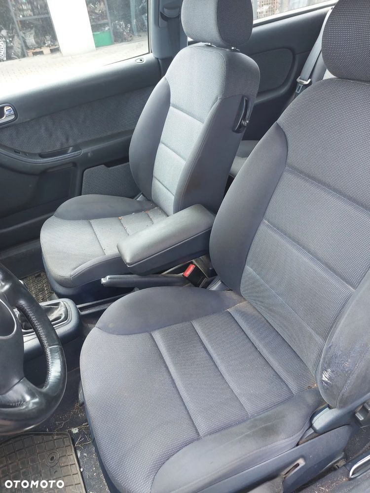 AUDI A3 8L  na części 3D 2001 1,6 i drzwi szyba silnik maska lusterko - 8
