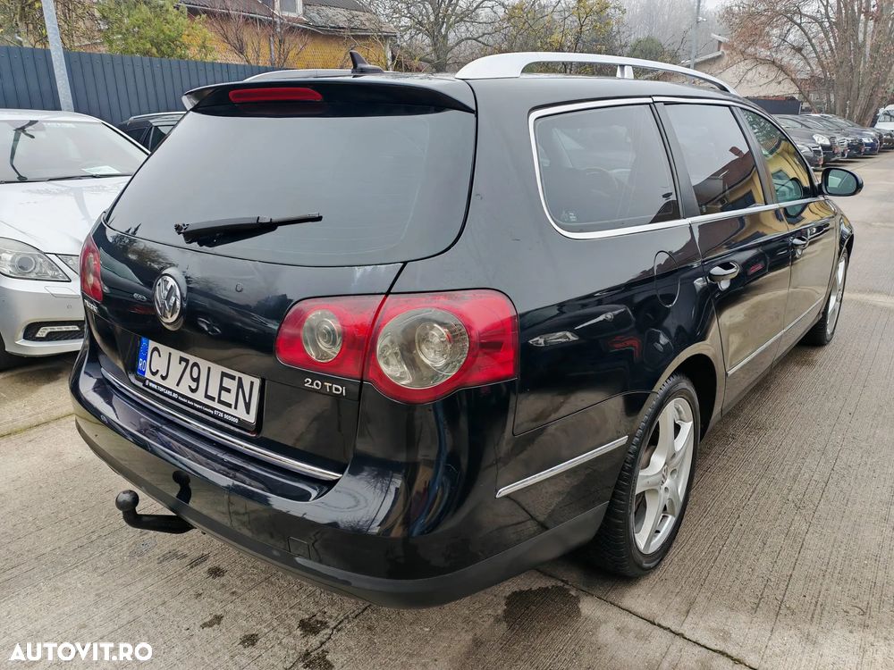 Volkswagen Passat Variant 2.0 TDI DPF DSG Highline - 3