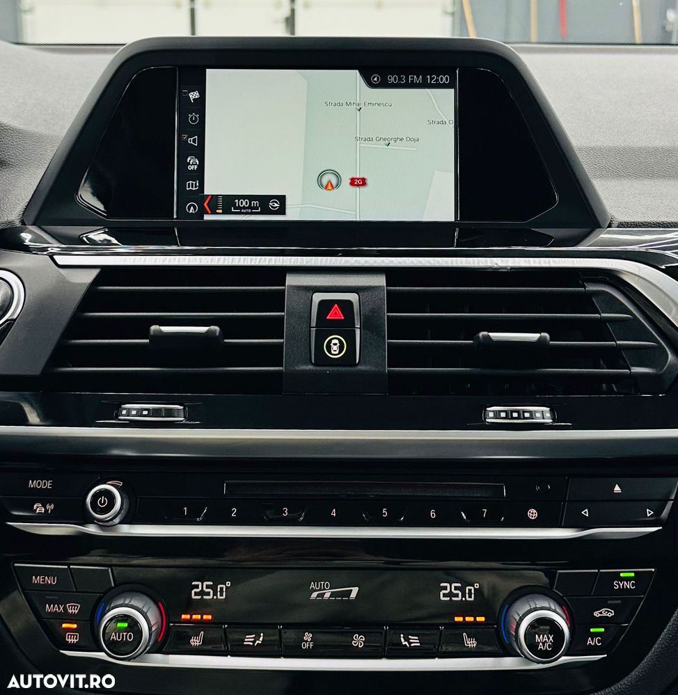 BMW X3 xDrive20i Aut. Luxury Line - 26