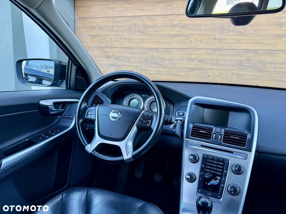 Volvo XC 60 DRIVe Summum - 17