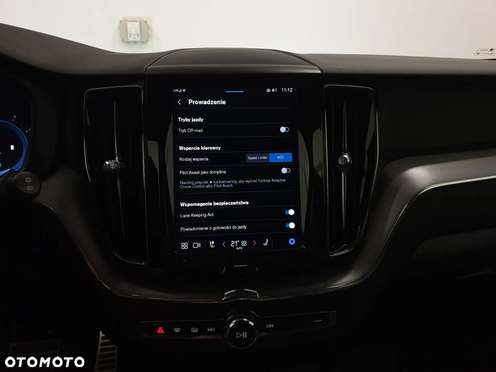 Volvo XC 60 B4 D AWD Geartronic RDesign - 22