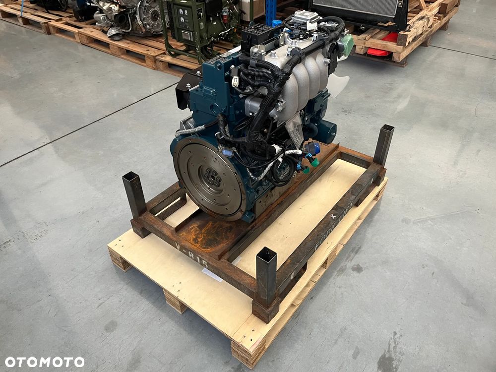 SILNIK KUBOTA WG2503 19999 nett - 8