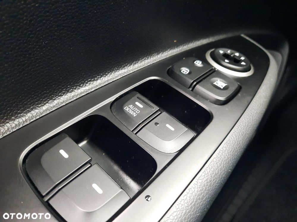 Hyundai i10 1.0 BlueDrive Comfort - 20