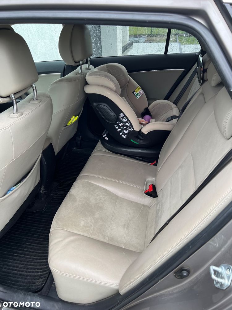 Toyota Avensis 2.0 Sol MS - 3