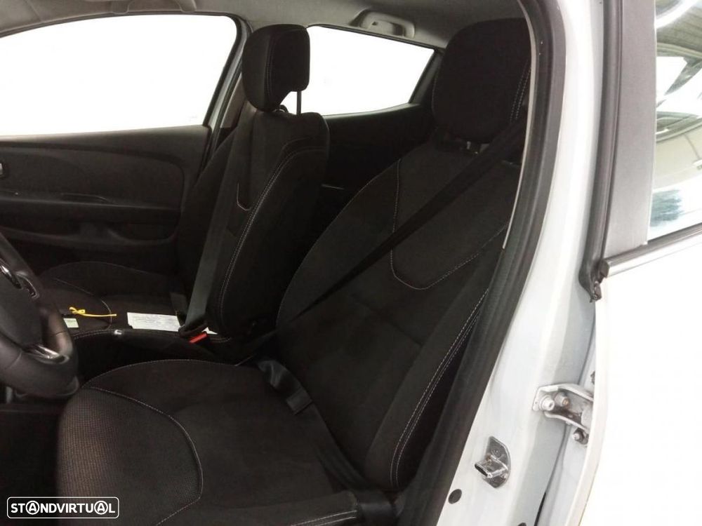 Renault Clio 1.5 dCi Zen - 4