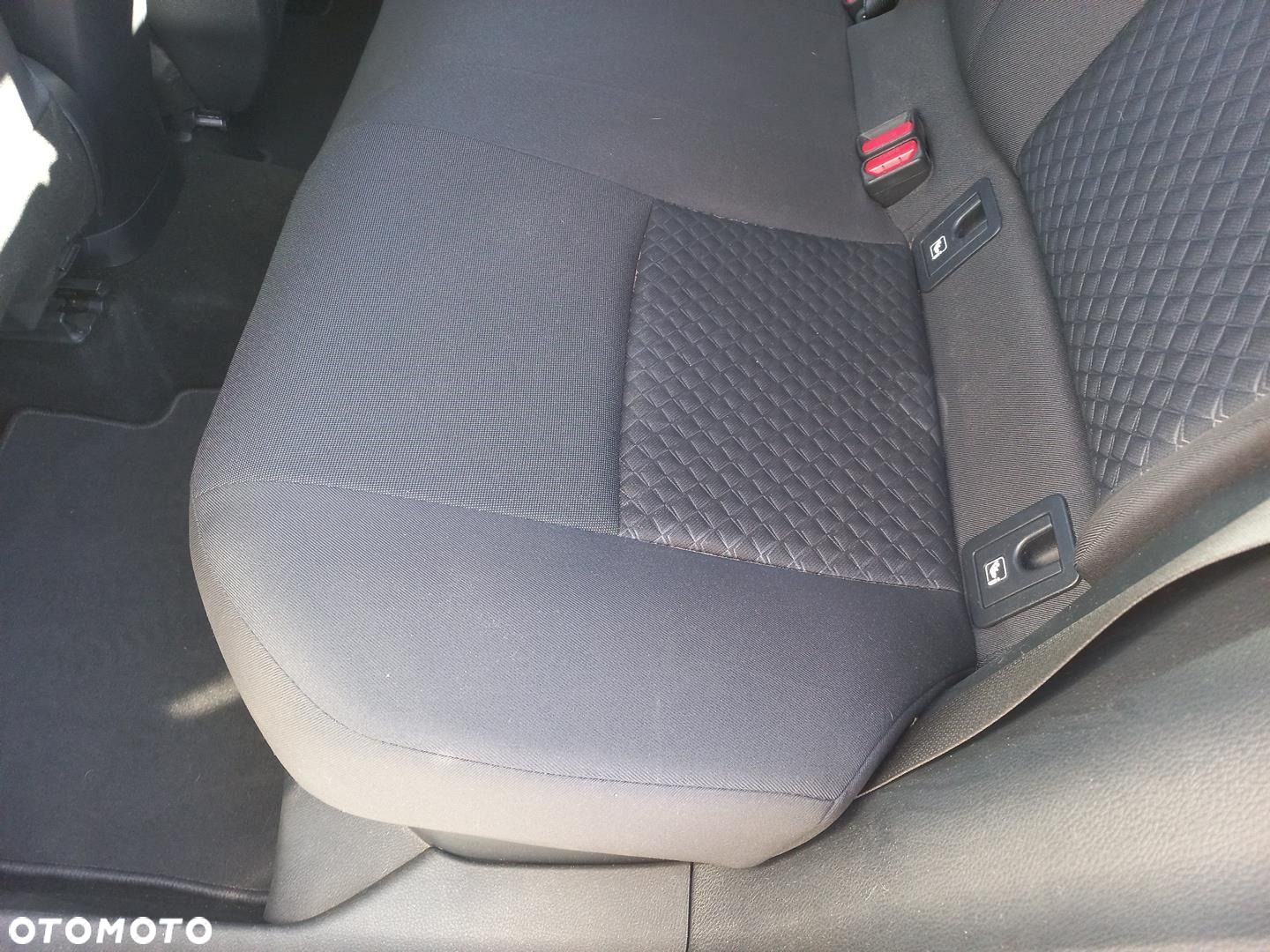Toyota C-HR 1.8 Hybrid GPF Comfort - 10