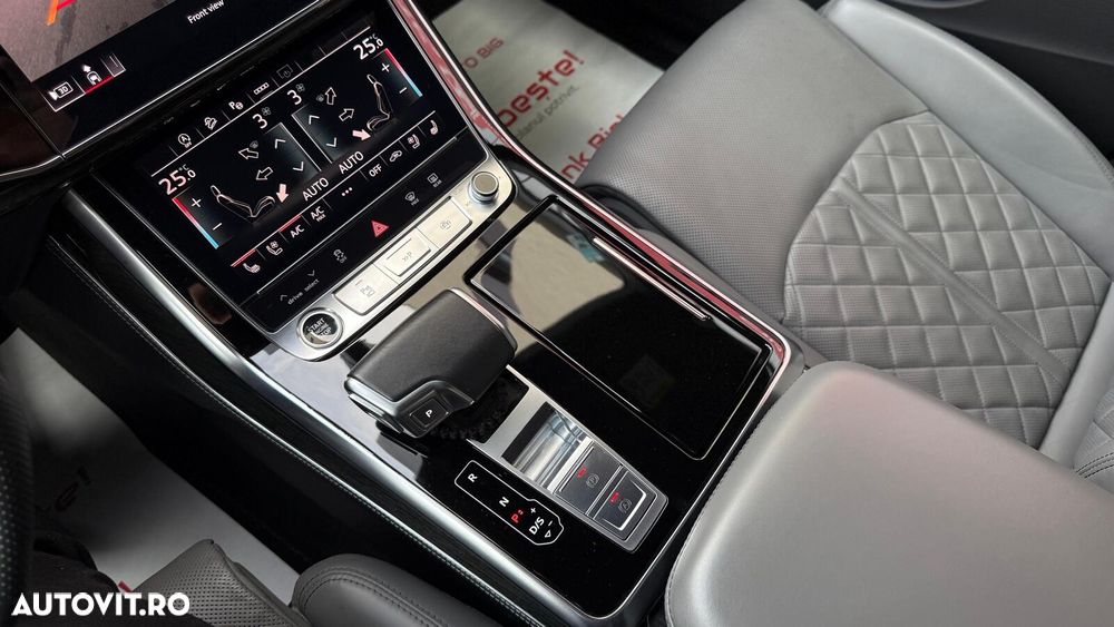 Audi Q8 3.0 55 TFSI quattro Tiptronic MHEV - 23