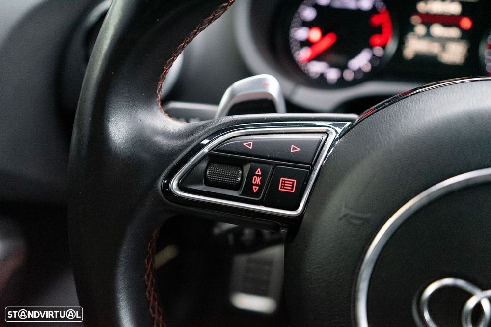 Audi RS3 Sportback 2.5 TFSI quattro S tronic - 40