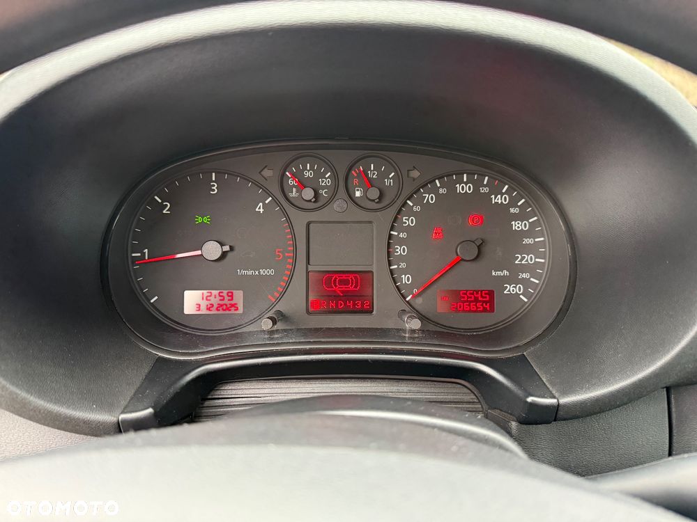 Audi A3 Sportback 1.9 TDI Attraction Tiptronic - 19