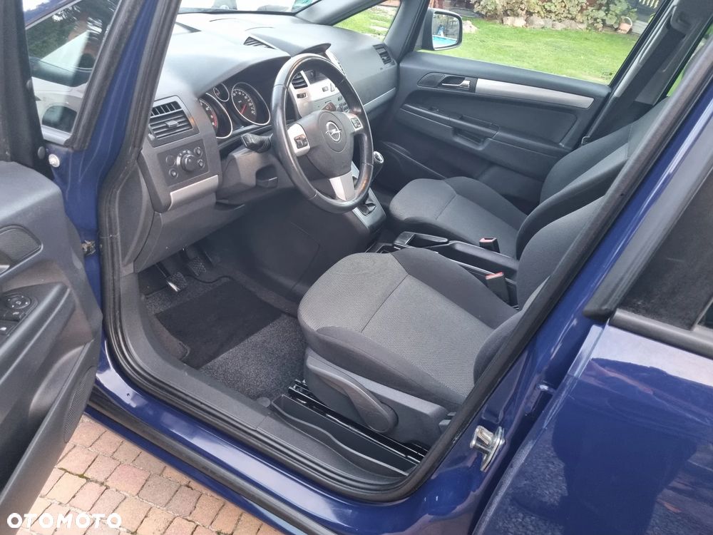 Opel Zafira 1.6 ECOFLEX Family Plus - 10