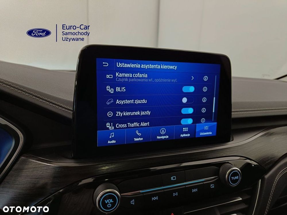 Ford Kuga - 25