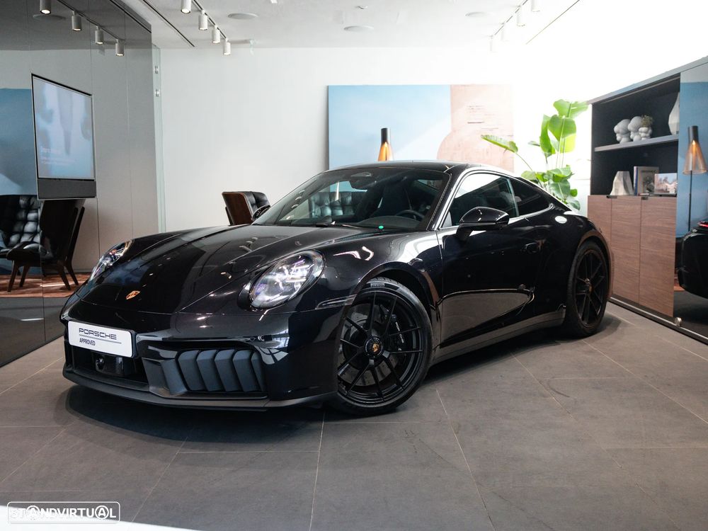 Porsche 911 (992)