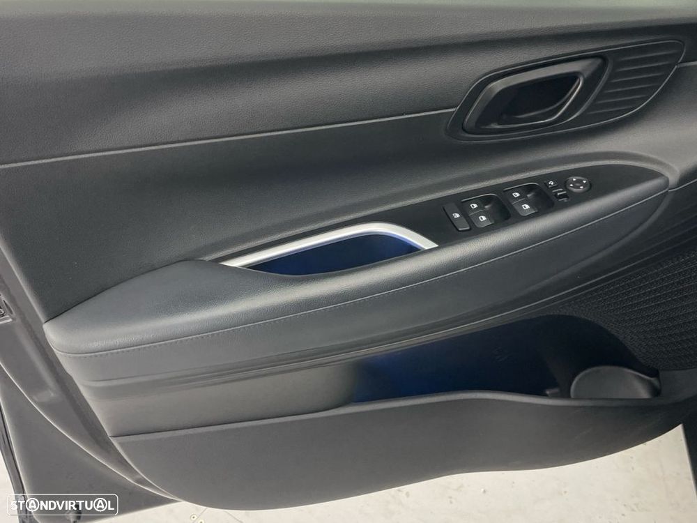 Hyundai Bayon 1.0 T-GDI Premium DCT - 17