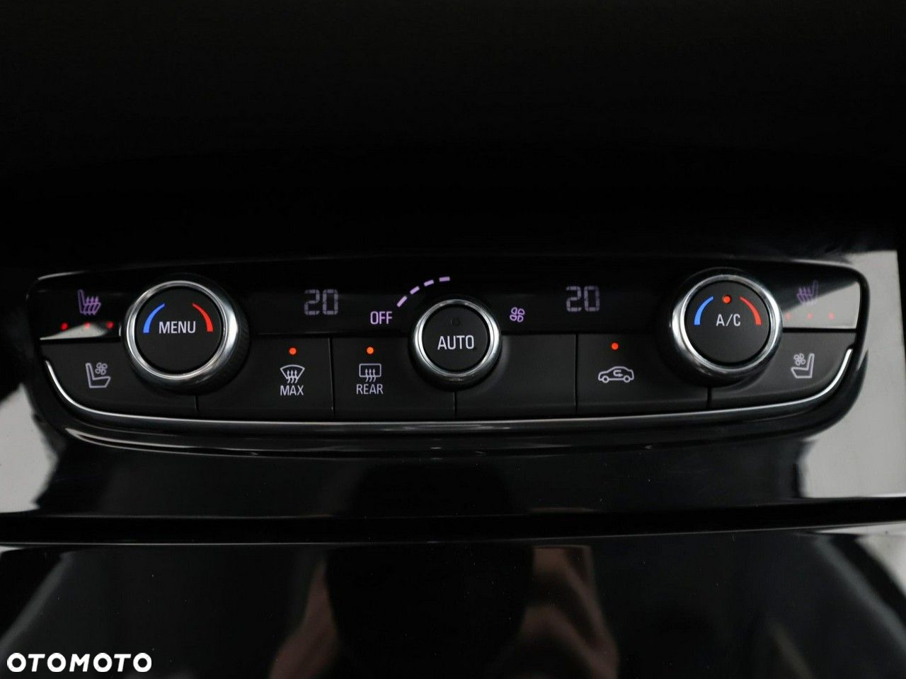 Opel Grandland X Plug-in-Hybrid4 1.6 DI Start/Stop INNOVATION - 28