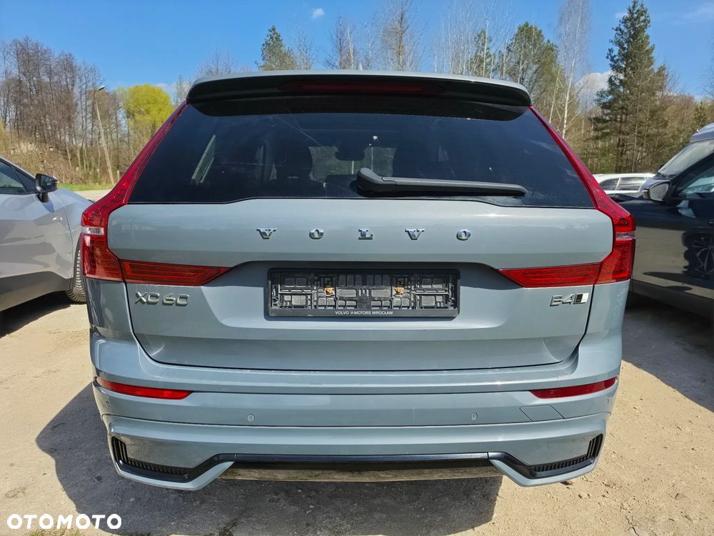 Volvo XC 60 B4 D AWD Plus Dark - 5