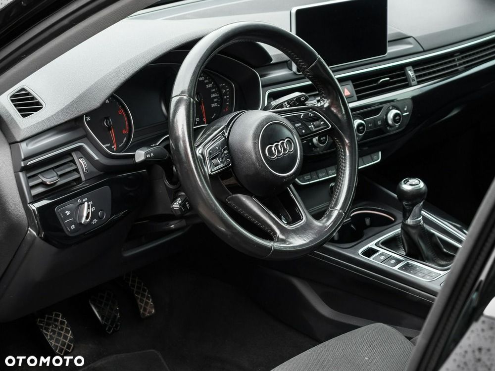 Audi A4 Avant 2.0 TDI Sport - 35