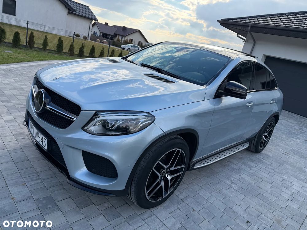 Mercedes-Benz GLE - 1