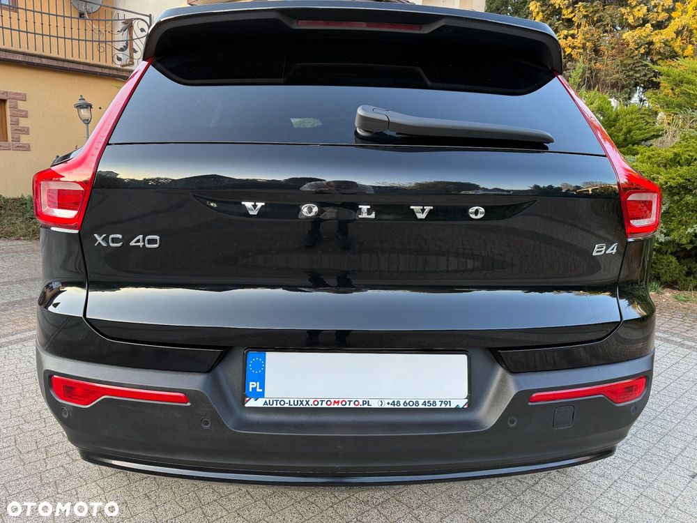 Volvo XC 40 B4 B DKG Plus Black Edition - 19