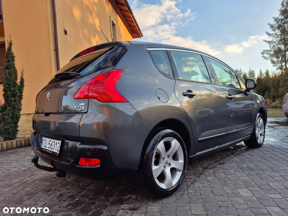 Peugeot 3008 1.6 HDi Premium - 14