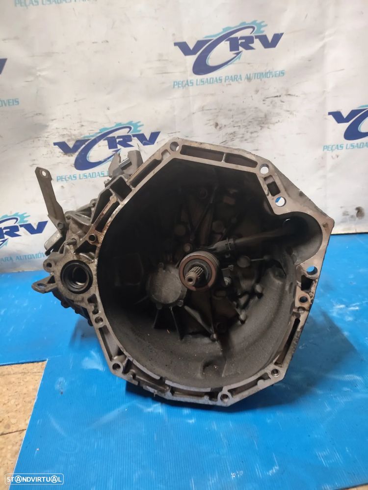 Caixa de velocidades Nissan Juke 1.5 Dci 110Cv 8V 2012 6 Vel. Ref: TL4 A 120 - 1
