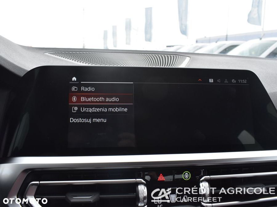 BMW Seria 3 330i xDrive Sport Line - 32