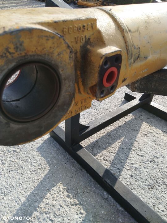 Siłownik Cat Caterpillar 330 323 325 322 320 318 [D-169 S-90 T-95] - 7