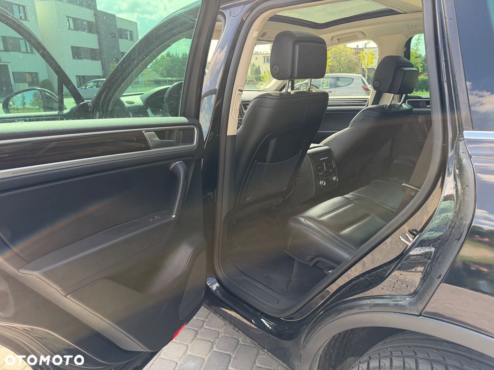Volkswagen Touareg 3.0 V6 TDI BMT Business Line - 13
