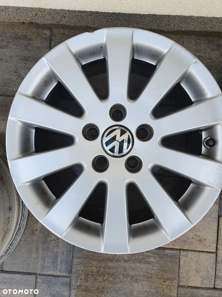 Komplet felg aluminiowych 16 cali od Volkswagen Passat B6 ORYGINALNE - 2