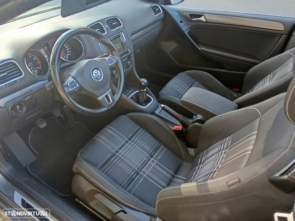 VW Golf Cabriolet 1.2 TSI BlueMotion Lounge - 16