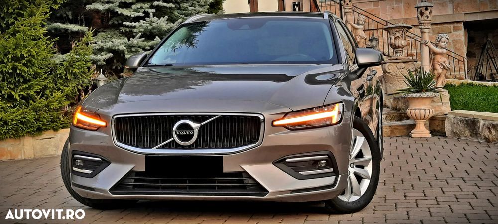 Volvo V60 D3 Momentum - 1
