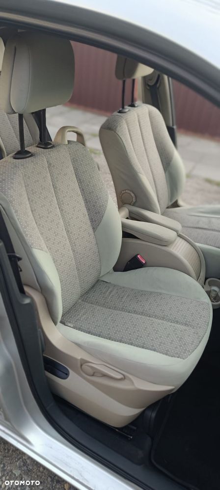 Renault Grand Scenic Gr 1.6 16V Confort Authentique - 16