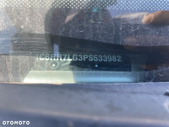 RAM 1500 5.7 Quad Cab Laramie - 17