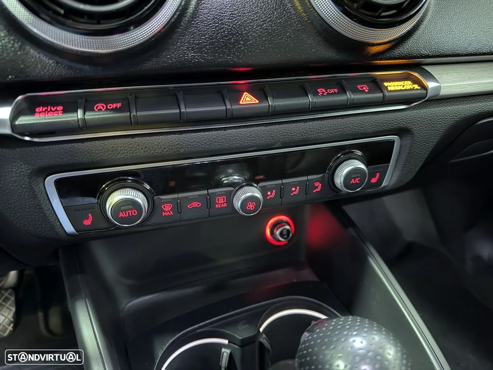 Audi A3 Limousine 2.0 TDI S tronic S line Sport Pack - 18