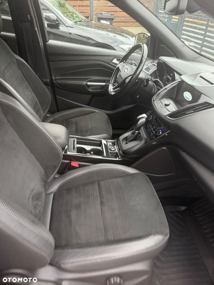 Ford Kuga 2.0 TDCi AWD ST-Line - 25