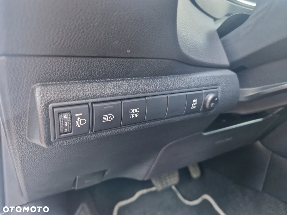 Toyota Corolla 1.8 Hybrid Comfort - 30