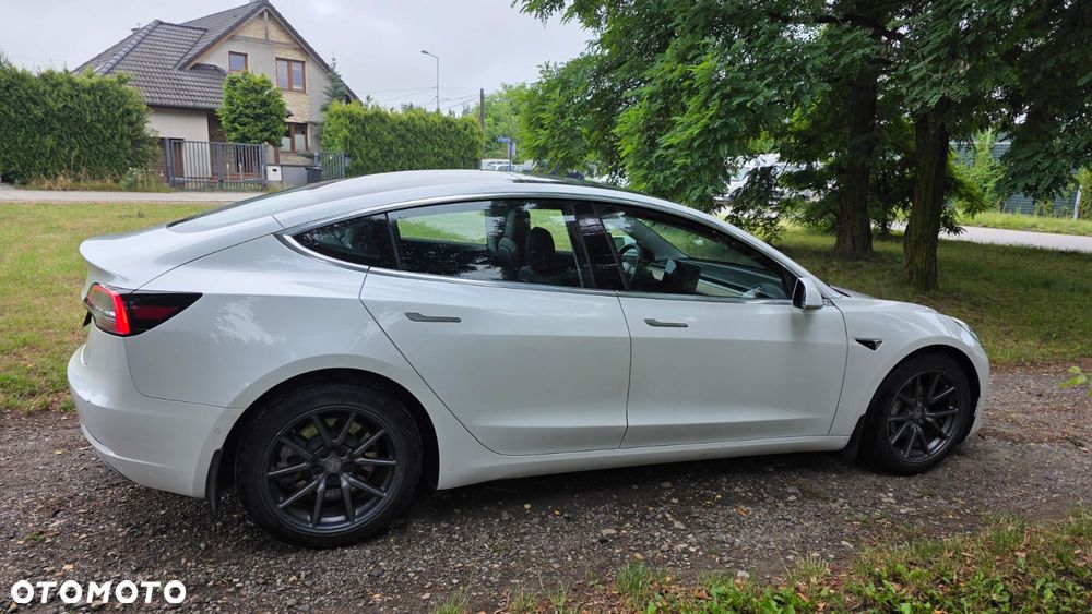 Tesla Model 3 Long Range RWD - 8