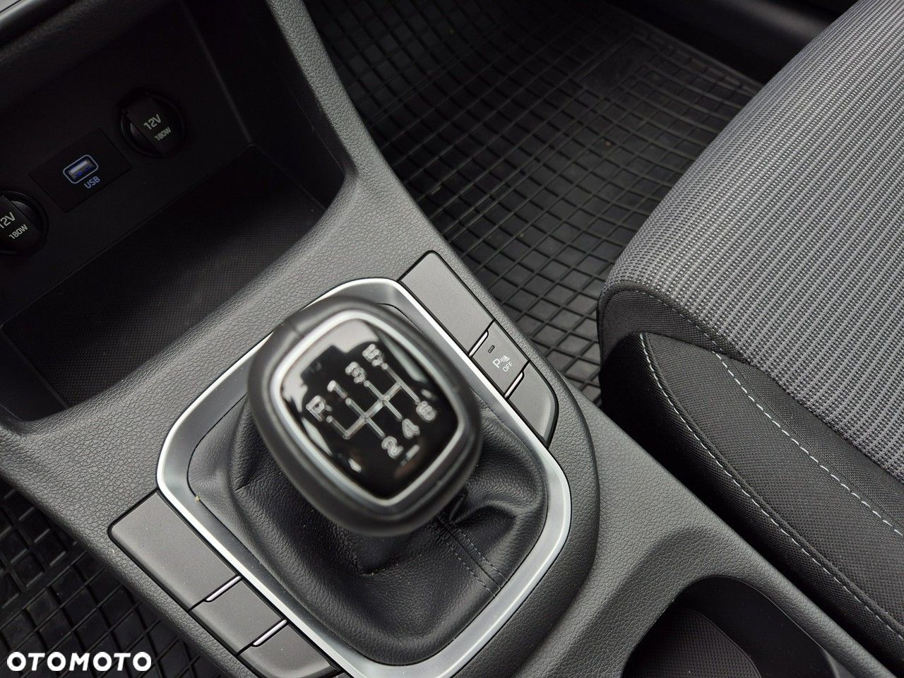 Hyundai i30 - 29