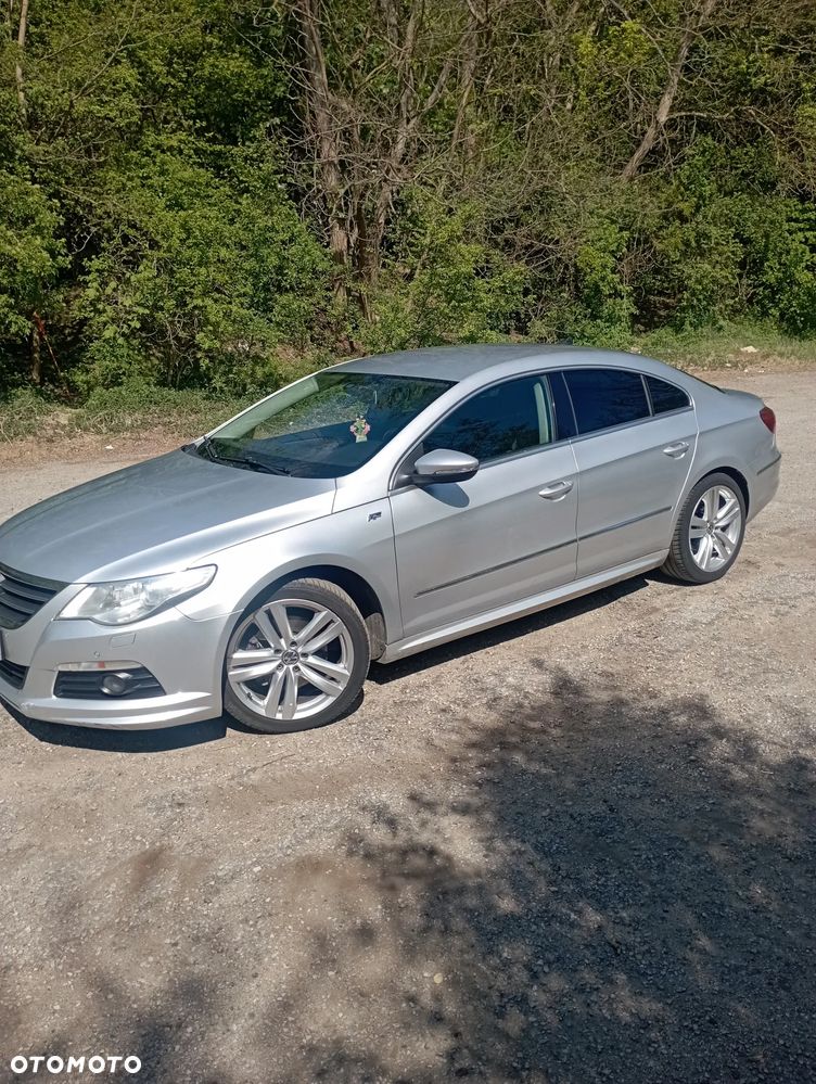 Volkswagen Passat 2.0 TDI DPF DSG R-Line Edition Plus - 1