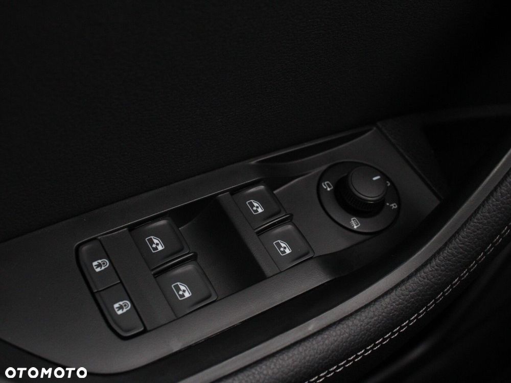 Skoda Superb 2.0 TSI Style DSG - 32