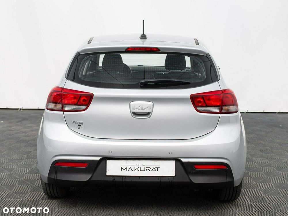Kia Rio 1.2 M - 9
