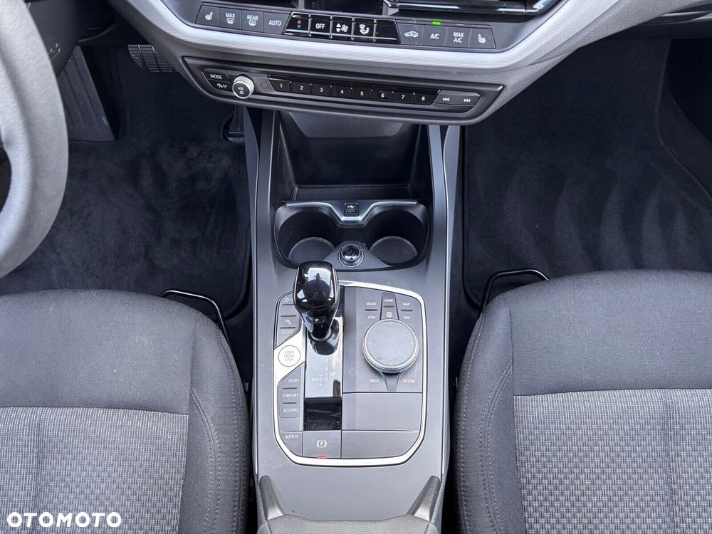BMW Seria 1 - 23