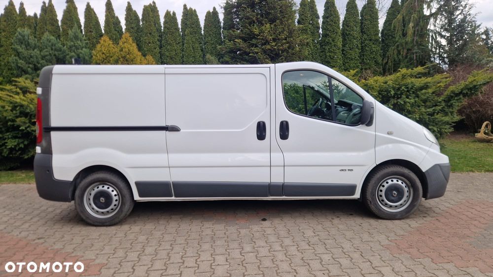 Renault Trafic - 13