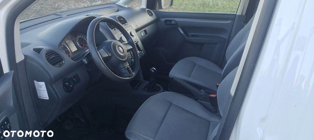 Volkswagen Caddy - 9