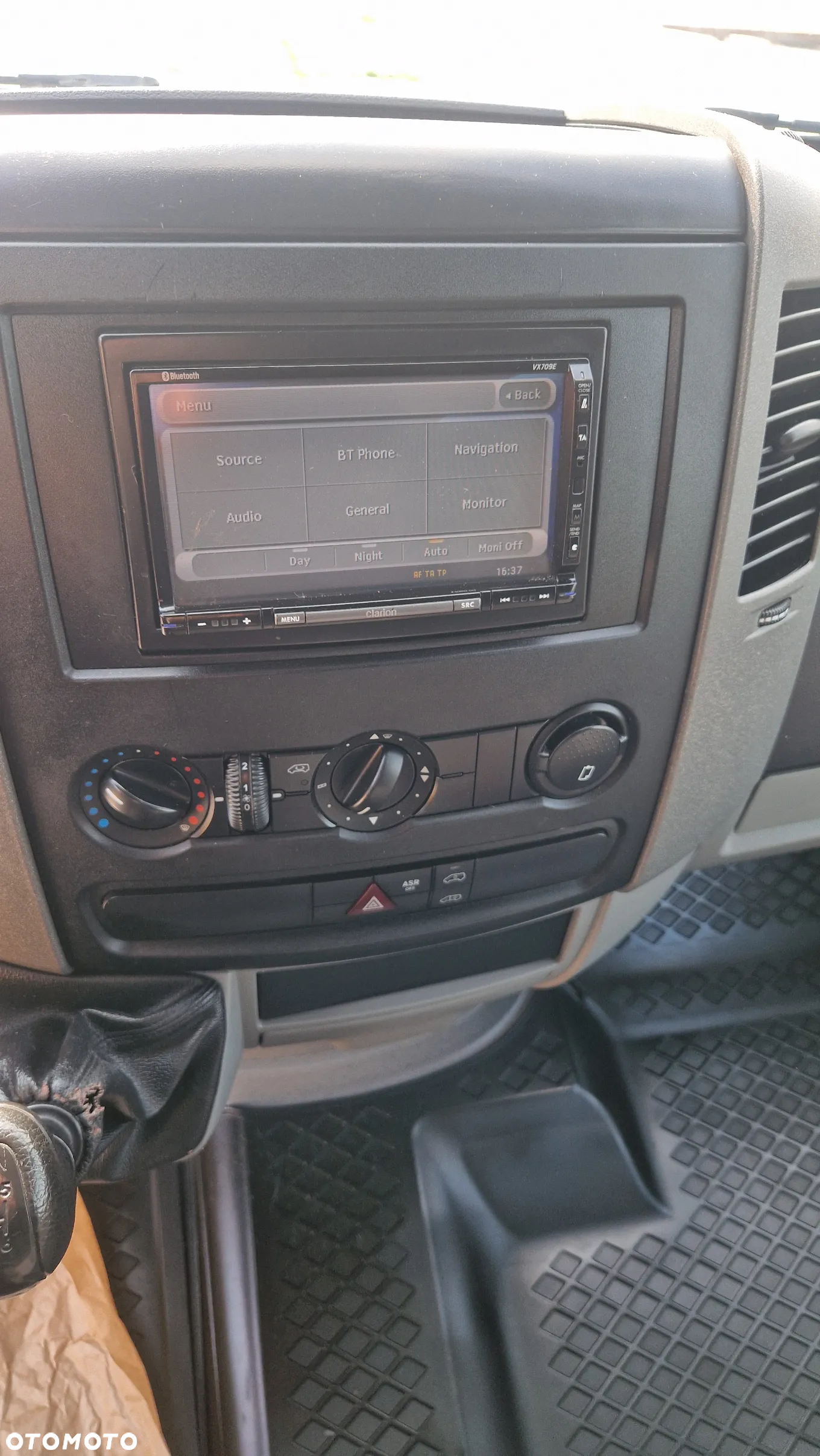 Mercedes-Benz Sprinter  319 4 x 4 V6 3.0 l - 8
