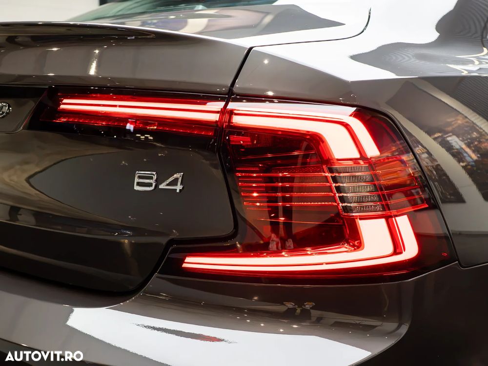 VOLVO S90 2025 — imagine 32